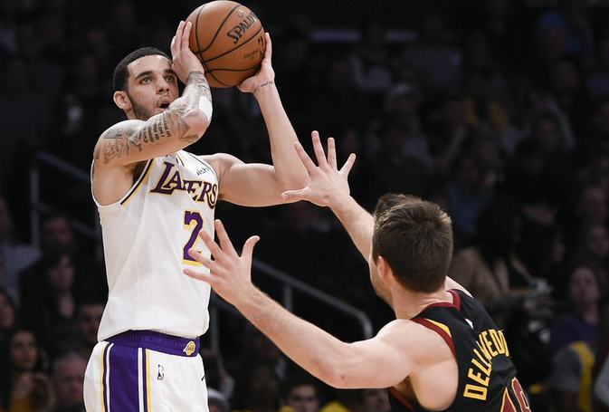 英格兰队碾压中国队，波尔点燃赛场