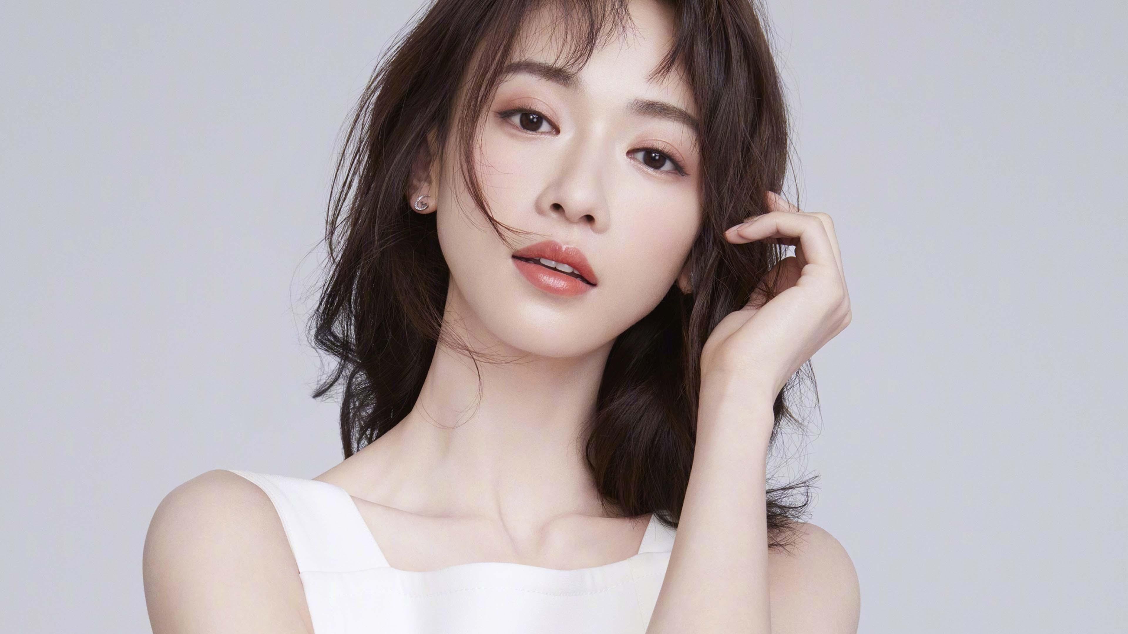 米切尔,一个照亮德甲争冠暗夜的孤胆闪电