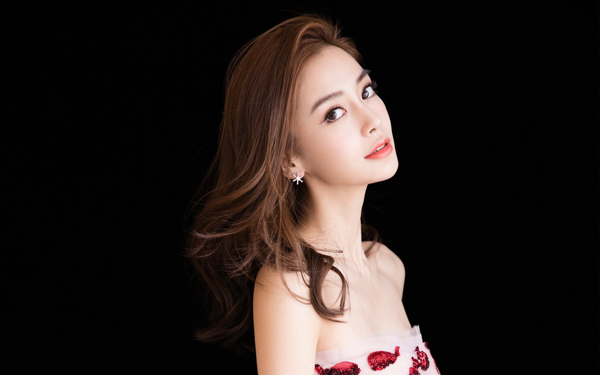东方尤文碾碎西方铁蹄,李刚仁让足球回归古老预言